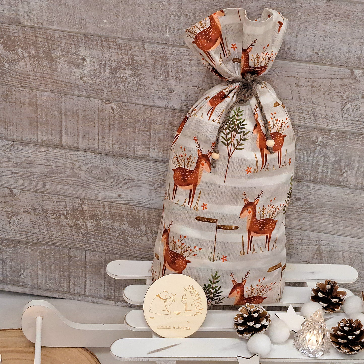 Weihnachtssackerl, Nikolaussackerl, Alternative zu Geschenkspapier, Reh