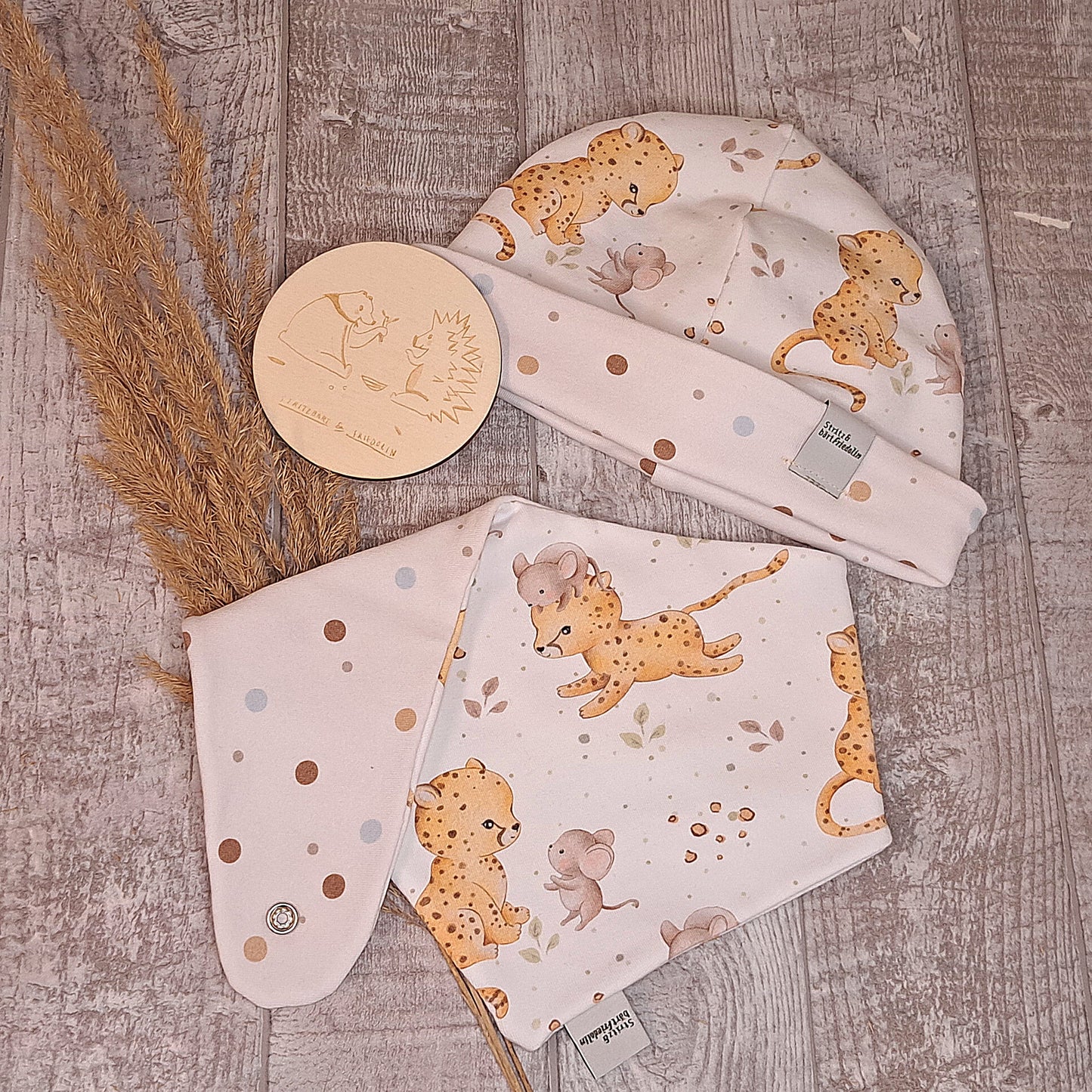 Dreieckstuch, Spucktuch, Wendeoptik, mitwachsend, praktisch, Babyaccessoire, Babytiger, Mäuschen, Punkte