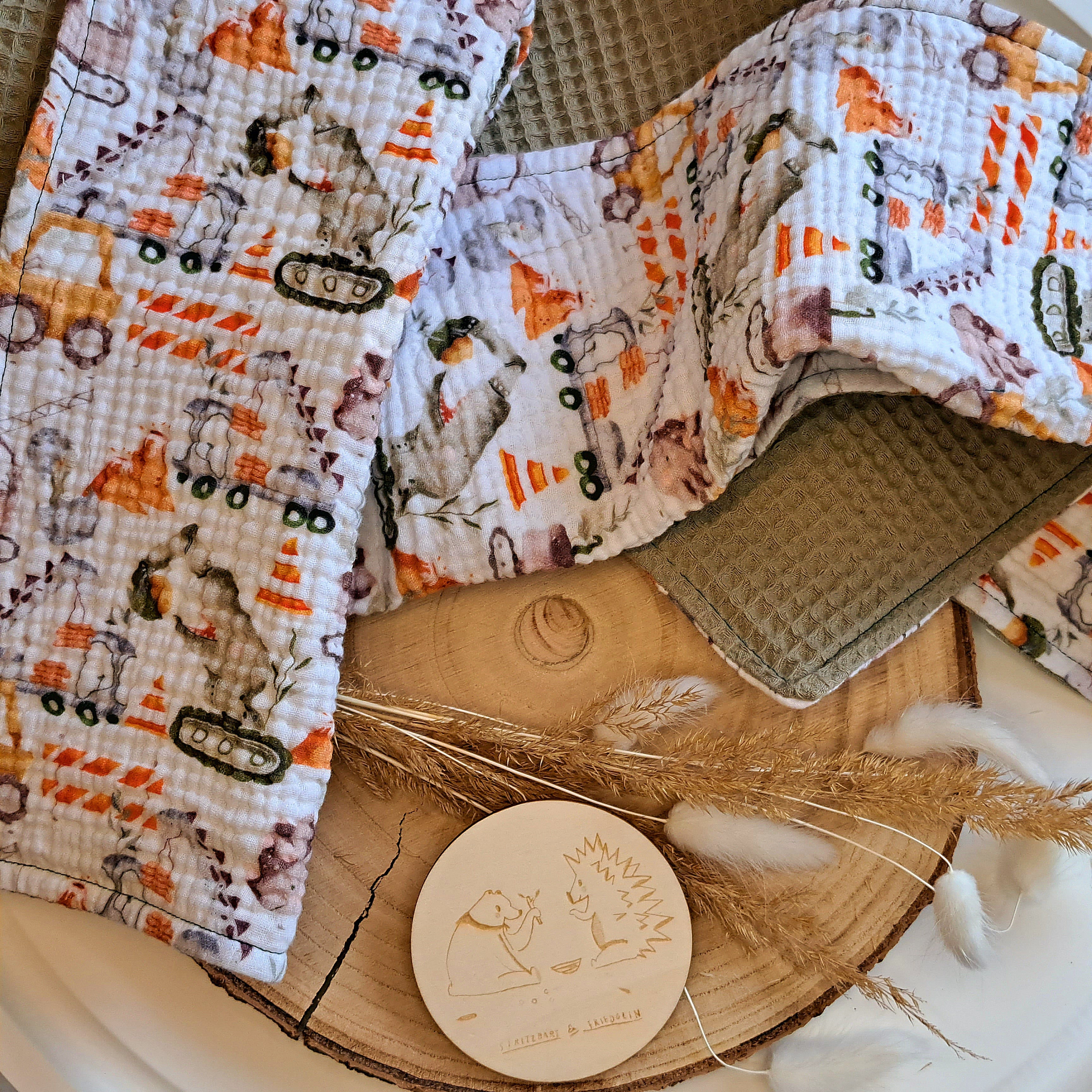 Sommerdecke, Herbstdecke, Babydecke, Waffelpique, Musselin, Luftig, Leicht, 60x80, 70x100, Grün, Bagger, Dino, Baustelle, Auto